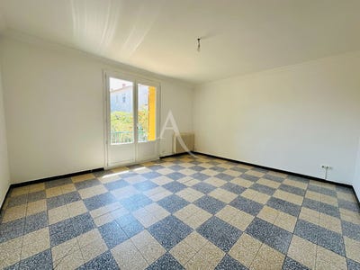 /international/fr/carcassonne-languedoc-roussillon-310108777738/