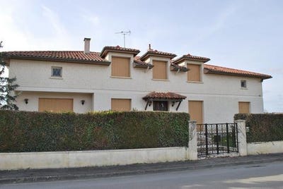 /international/fr/auch-midi-pyrenees-310106336042/
