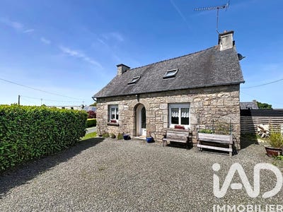 /international/fr/bourbriac-brittany-310108320465/