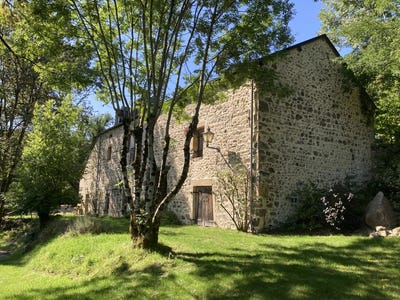 /international/fr/villapourcon-burgundy-310102716969/