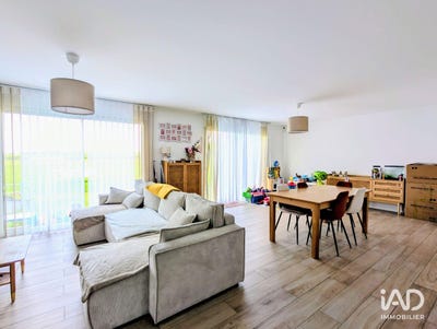 /international/fr/la-neuville-garnier-picardie-310108598902/