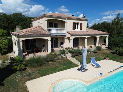 /international/fr/gourdon-midi-pyrenees-310099731760/