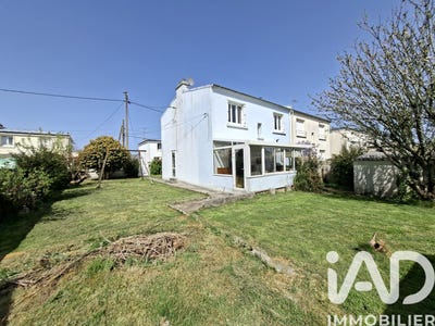 /international/fr/brest-brittany-310107409684/
