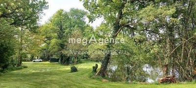 /international/fr/cholet-pays-de-la-loire-310099810632/