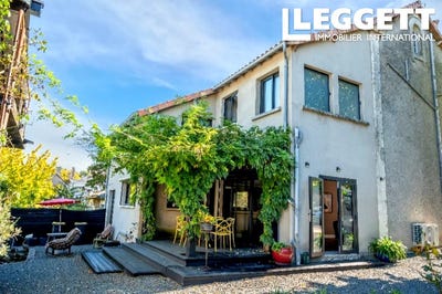 /international/fr/riberac-aquitaine-310103798756/