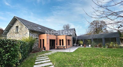 /international/fr/vic-sur-cere-auvergne-310103716036/