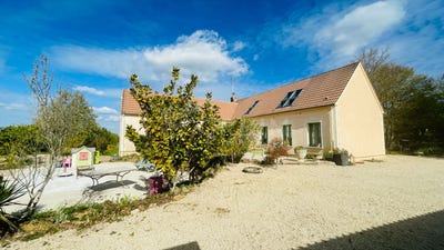 /international/fr/montigny-la-resle-burgundy-310106826688/