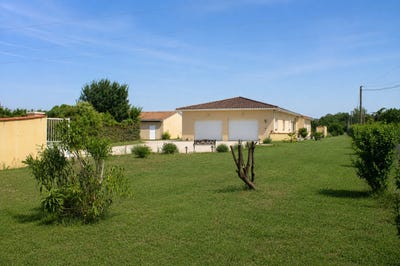 /international/fr/saint-etienne-de-fougeres-aquitaine-310108591299/