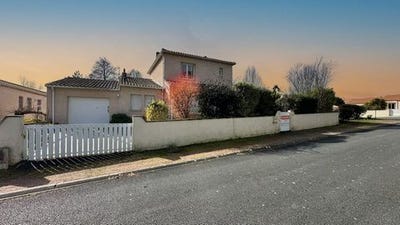 /international/fr/saint-palais-sur-mer-charente-310106996820/