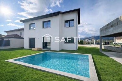 /international/fr/saint-blaise-du-buis-rhone-310107426435/