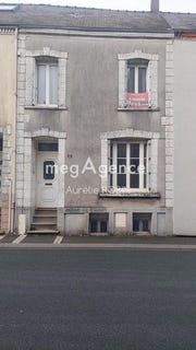 /international/fr/begrolles-en-mauges-pays-de-la-loire-310108705236/