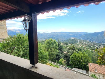 /international/fr/berre-les-alpes-provence-alpes-cote-d-azur-310109131440/