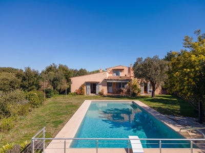 /international/fr/mandelieu-la-napoule-provence-alpes-cote-d-azur-310110401564/