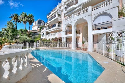 /international/fr/nice-provence-alpes-cote-d-azur-310108953246/
