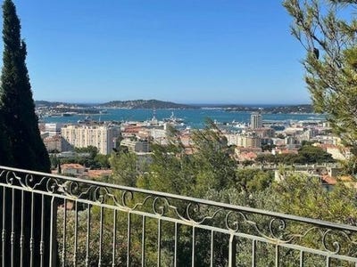 /international/fr/toulon-provence-alpes-cote-d-azur-310101388193/?lang=de