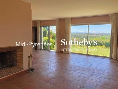 /international/fr/vigoulet-auzil-midi-pyrenees-310107295089/