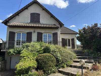 /international/fr/gencay-charente-310099615069/