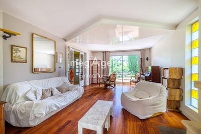 /international/fr/charbonnieres-les-bains-rhone-310100860632/?lang=en