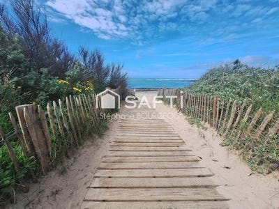 /international/fr/saint-georges-d-oleron-charente-310100498626/