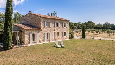 /international/fr/maussane-les-alpilles-hh-15851465-maussane-les-alpilles-provence-alpes-cote-d-azur-310100958866/?lang=pt