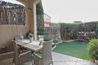 /international/fr/eyragues-provence-alpes-cote-d-azur-310100227069/
