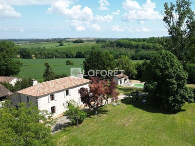 /international/fr/moncrabeau-aquitaine-310098060766/?lang=zh-tw