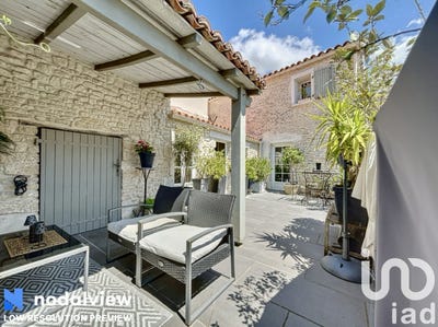 /international/fr/la-jarrie-charente-310100012056/