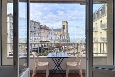/international/fr/biarritz-aquitaine-310108456647/