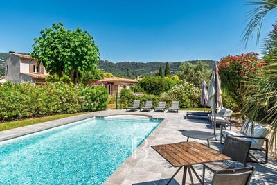 /international/fr/peymeinade-provence-alpes-cote-d-azur-310120032625/