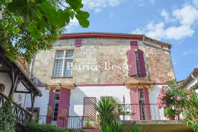 /international/fr/agen-aquitaine-310106084218/