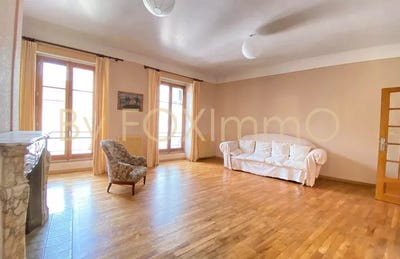 /international/fr/roanne-rhone-310096138844/