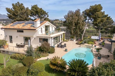 /international/fr/saint-paul-de-vence-provence-alpes-cote-d-azur-310101110995/