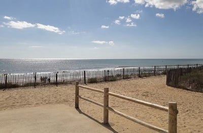 /international/fr/longeville-sur-mer-pays-de-la-loire-310101382424/
