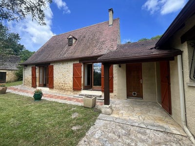 /international/fr/saint-cyprien-aquitaine-310108264167/