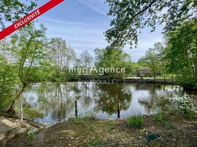 /international/fr/saint-georges-sur-loire-pays-de-la-loire-310108566098/