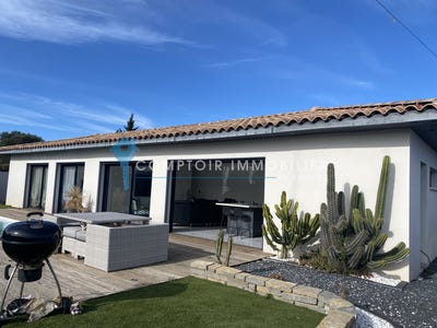 /international/fr/la-palme-languedoc-roussillon-310108377133/?lang=id