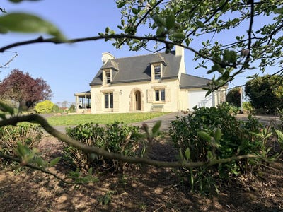 /international/fr/goudelin-brittany-310107045780/