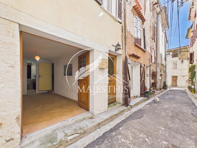 /international/fr/pignans-provence-alpes-cote-d-azur-310107013983/