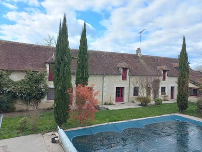/international/fr/descartes-centre-val-de-loire-310103619037/