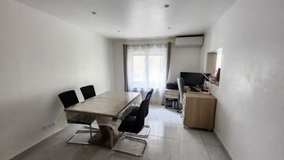 /international/fr/auriol-provence-alpes-cote-d-azur-310102589906/