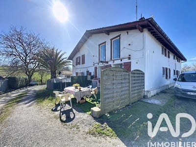 /international/fr/saint-pee-sur-nivelle-aquitaine-310108046240/