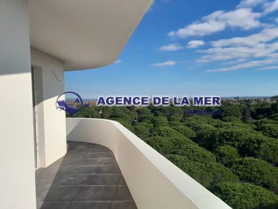 /international/fr/la-grande-motte-centre-val-de-loire-120089765969/