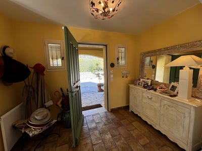 /international/fr/cotignac-hh-15750387-cotignac-provence-alpes-cote-d-azur-310100954976/