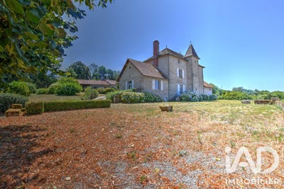 /international/fr/saint-leonard-de-noblat-limousin-310109731994/