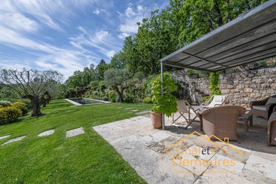 /international/fr/fayence-provence-alpes-cote-d-azur-310108899714/