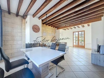 /international/fr/donnemarie-dontilly-ile-de-france-310108704644/