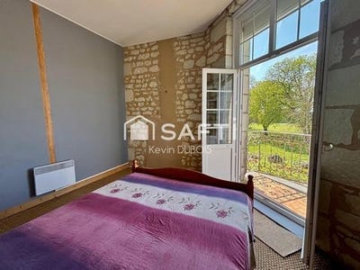 /international/fr/scorbe-clairvaux-charente-310107649748/