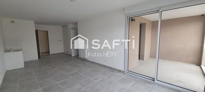 /international/fr/challans-pays-de-la-loire-310107365955/