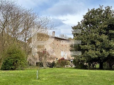 /international/fr/lasalle-languedoc-roussillon-310107414618/
