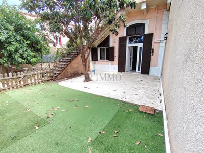 /international/fr/frejus-provence-alpes-cote-d-azur-310109150732/